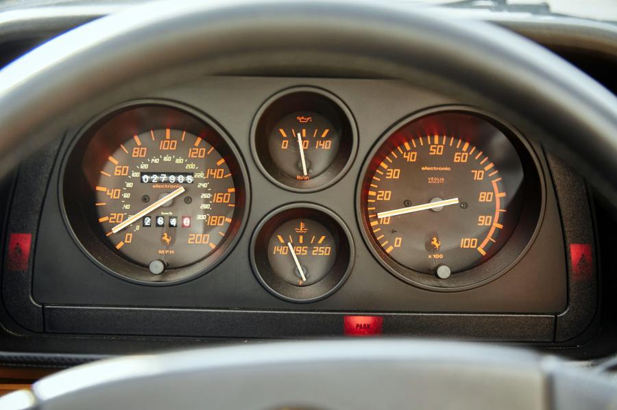 Ferrari 348 Spider 1993 года  (US) (фото 17 из 37)